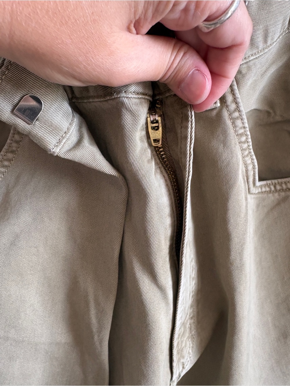 $369 NWOT Agolde “Vana” Fold High-Rise Wide-Leg Pants in Dark Khaki Sz 28 - Picture 11 of 14